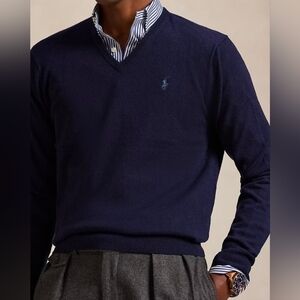Polo Ralph Lauren Men's Deep Blue V-Neck Sweater